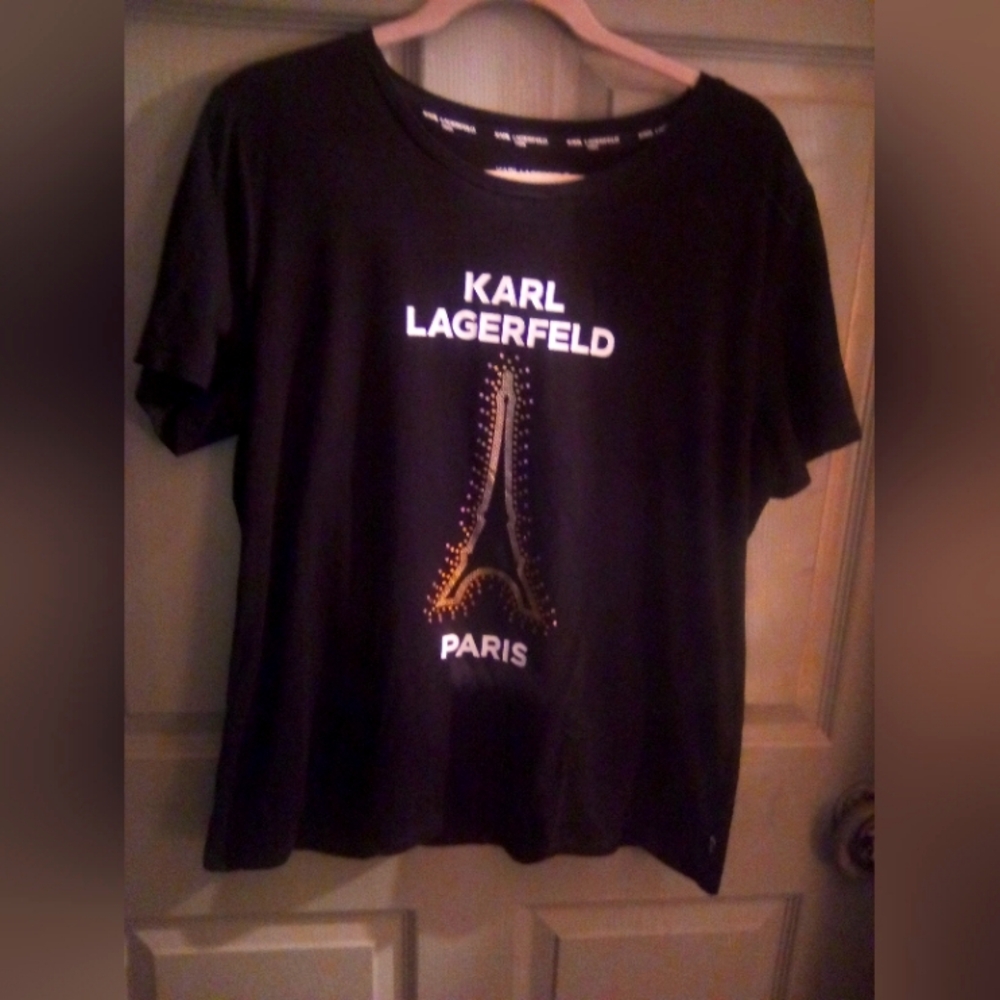 Karl Lagerfield Paris Black tee size large